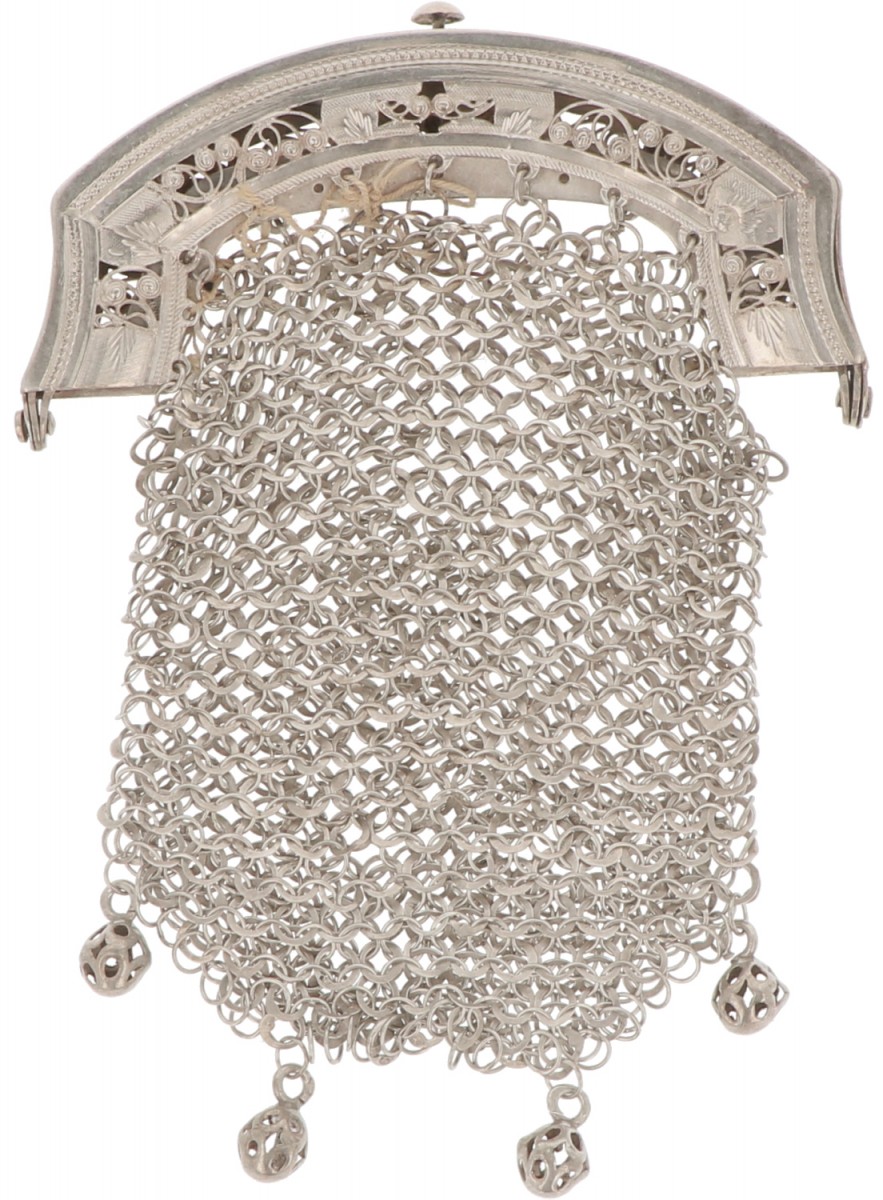 Beugelbeursje zilver.