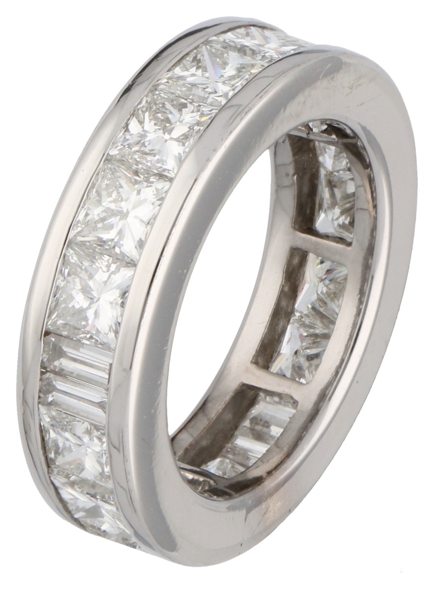 No Reserve - 18K Witgouden alliance ring bezet met ca. 3.6 ct. diamant.