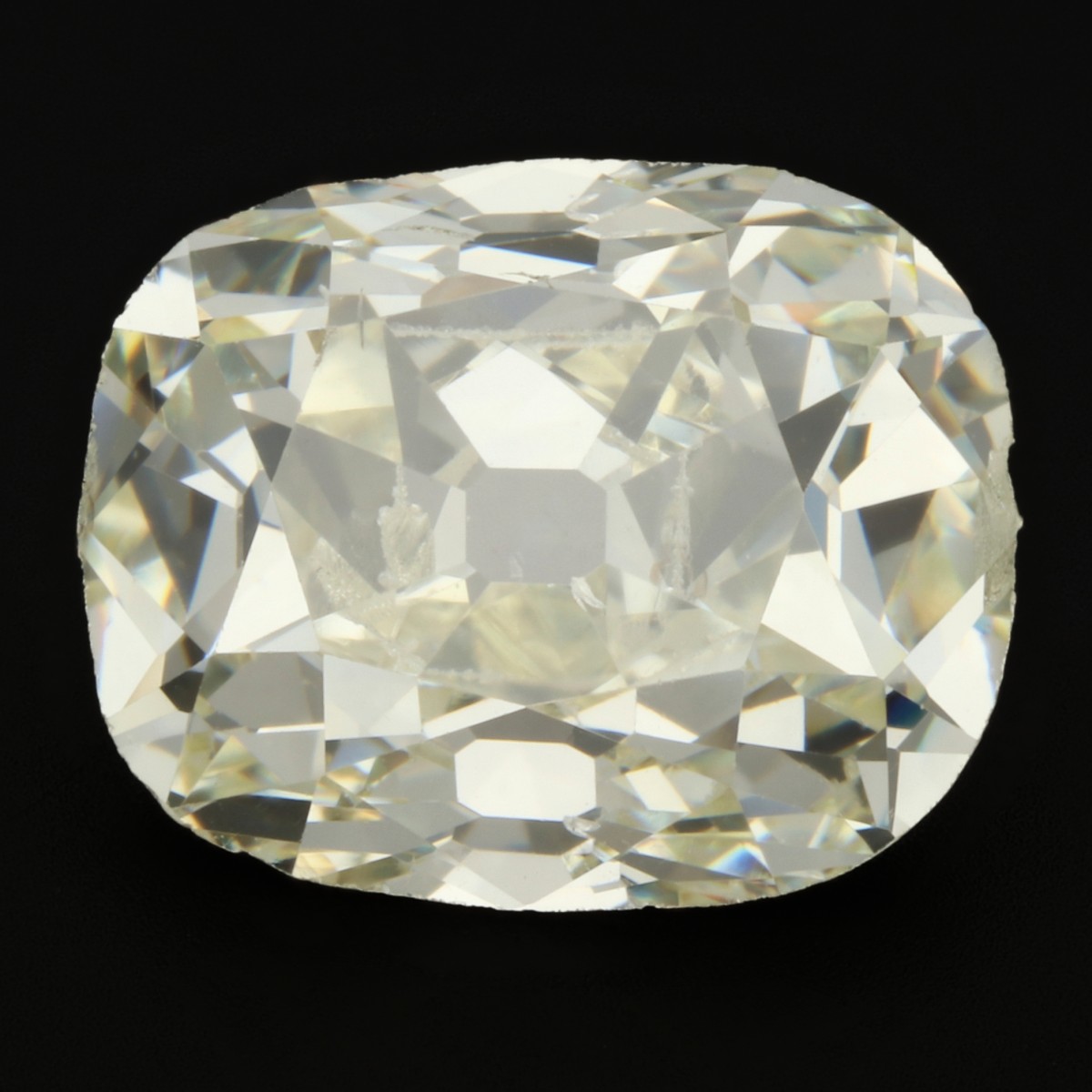 No Reserve - 1.59 ct. HRD-gecertificeerde natuurlijke diamant.