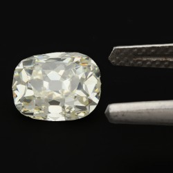 No Reserve - 1.59 ct. HRD-gecertificeerde natuurlijke diamant.