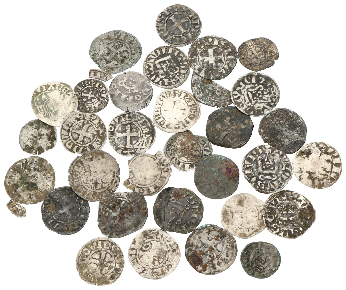 France. Lot (32) Medieval coins. Mostly early & high middle ages. F - VF.