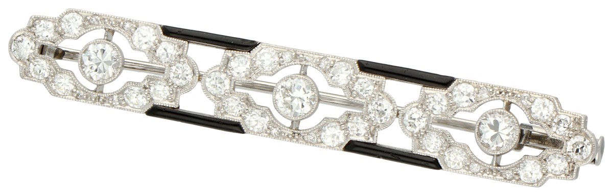 Platina staaf broche bezet met diamant en onyx