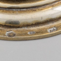 Ciborie, Karel Nicolaas zur Mühlen / Jos Jonkergouw, 's-Hertogenbosch 1919, 14 kt goud / zilver.