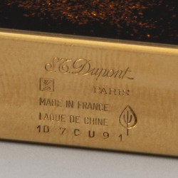 S.T. Dupont ''Gold Dust'' Laque-de-Chine gasaansteker (ligne 2).