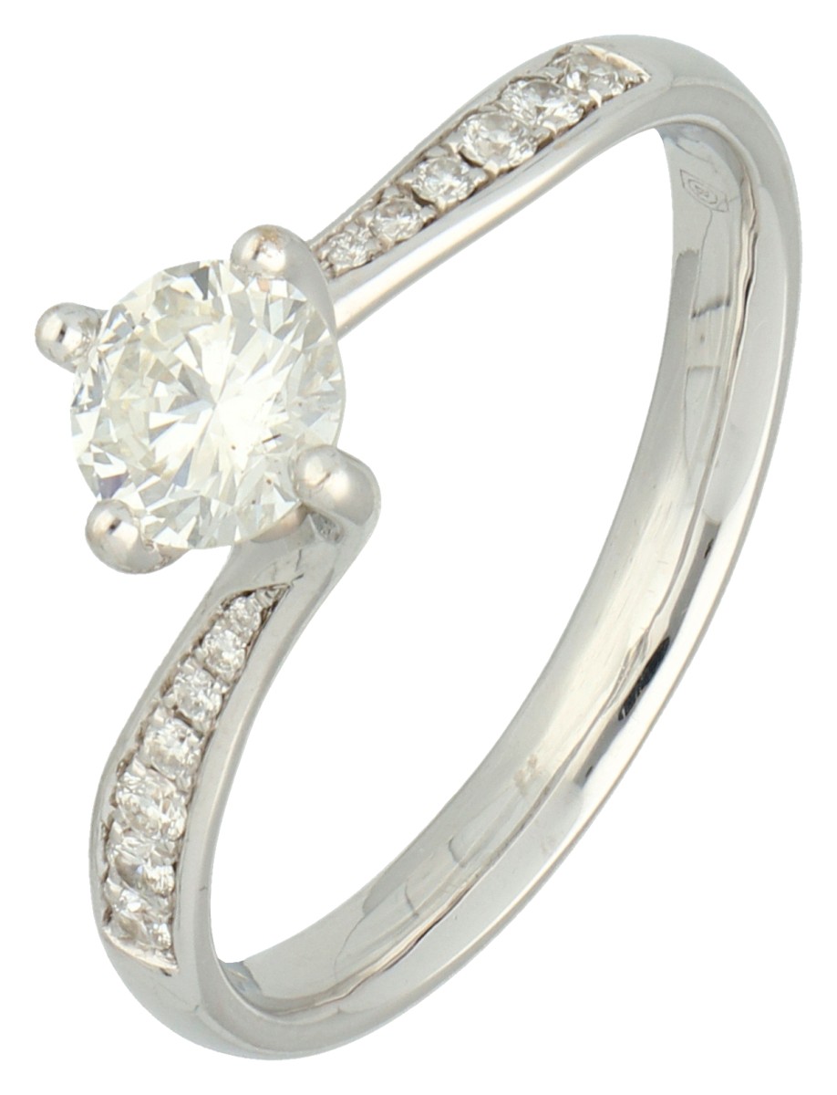 Baunat 18K witgouden shoulder ring met IGI gecertificeerde diamant van 0.72 ct.