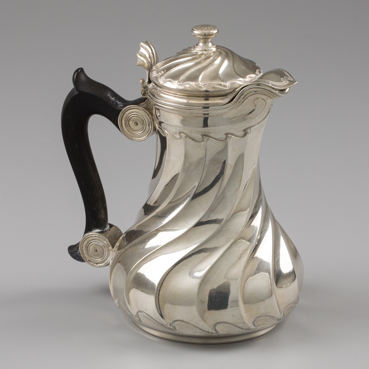 Koffiepot, André Aucoc, Parijs ca. 1890, zilver.