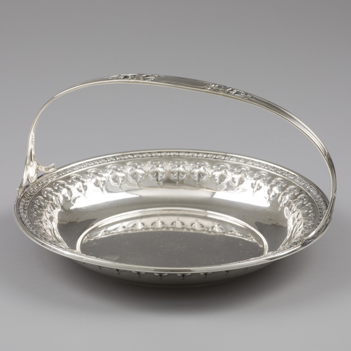 Fruitschaal, William Butler Durgin, Concord (New-Hampshire) ca. 1900, zilver.