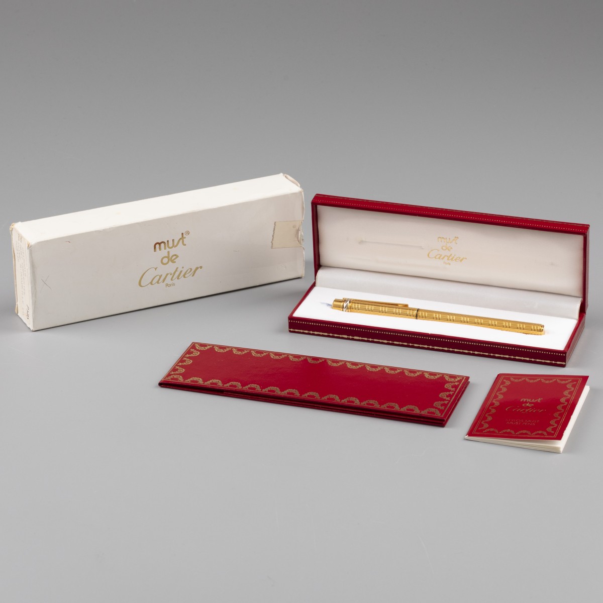 Must de Cartier vulpen goud.