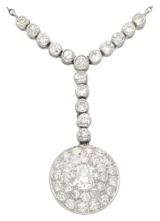 Gouden/platina hanger aan collier bezet met ca. 2.20 ct. diamant.