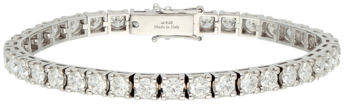 18K Witgouden tennis armband bezet met ca. 9.03 ct. diamant.