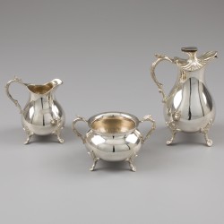 Koffieservies (3), Hendrik Poelman, 's-Gravenhage 1931, zilver.