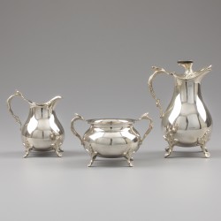 Koffieservies (3), Hendrik Poelman, 's-Gravenhage 1931, zilver.