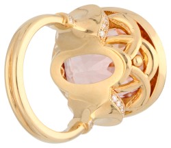 18K Roségouden entourage ring bezet met ca. 15.46 ct. morganiet en diamant