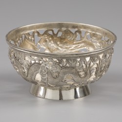 Kwong Man Shing 鄺萬盛, (Chinese Export Silver) Rijstkommen (12) Hong Kong, Canton ca. 1890-1900, zilver.