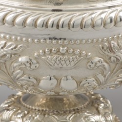 Friese suikerpot / dekselpot, Alle de Haas, Sneek 1883, zilver.