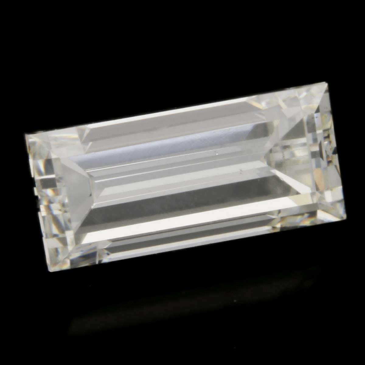 0.95 ct. HRD gecertificeerde natuurlijke diamant.