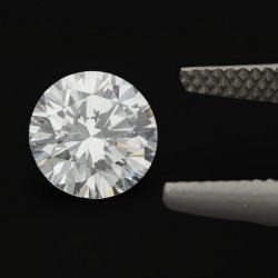 1.53 ct. HRD-gecertificeerde natuurlijke diamant.