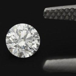 0.40 ct. GIA gecertificeerde natuurlijke diamant.