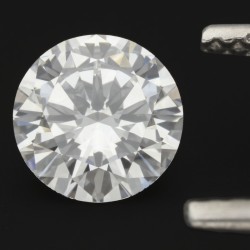 0.80 ct. HRD gecertificeerde natuurlijke diamant.