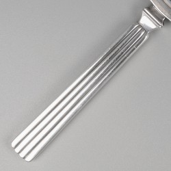 Georg Jensen handspiegel, model nr. 278 (patroon Bernadotte), zilver. Ontworpen door Sigvard Bernadotte in ca. 1930.