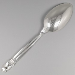 Georg Jensen dinerlepels 'large' (6), model Acorn, zilver. Ontworpen door Johan Rohde in 1915.