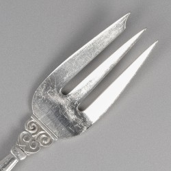 Georg Jensen taartvorken (6), model Acorn, zilver. Ontworpen door Johan Rohde in 1915.