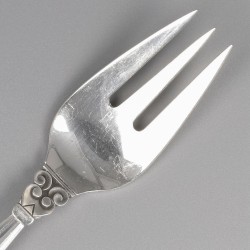 Georg Jensen visvorken (6), model Acorn, zilver. Ontworpen door Johan Rohde in 1915.