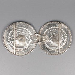 Broekstukken / klapstukken (2), Dirk van Duuren, Schoonhoven 1797, zilver.