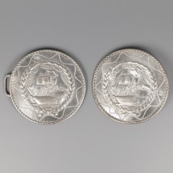 Broekstukken / klapstukken (2), Dirk van Duuren, Schoonhoven 1797, zilver.