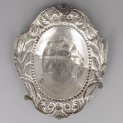 Koningsschild zilver, Matthias Merken, schutterskoning St. Sebastiaangilde in 1784. Zilversmid Tilmanus Nicolaus Bauduin (1778-1794), Maastricht 1782/84.