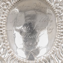 Koningsschild zilver, Hendricus Wijnants, schutterskoning St. Jorisgilde in 1845. Zilversmid M.H. Malchair (1835-1859), Maastricht 1849.