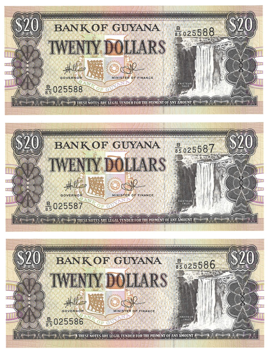 Guyana. Lot 3 Banknotes. banknote. Type 1996-2018. - UNC.