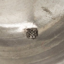 Mosterdpot zilver.