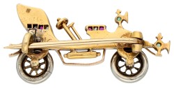 14K Bicolor gouden broche van een antieke auto