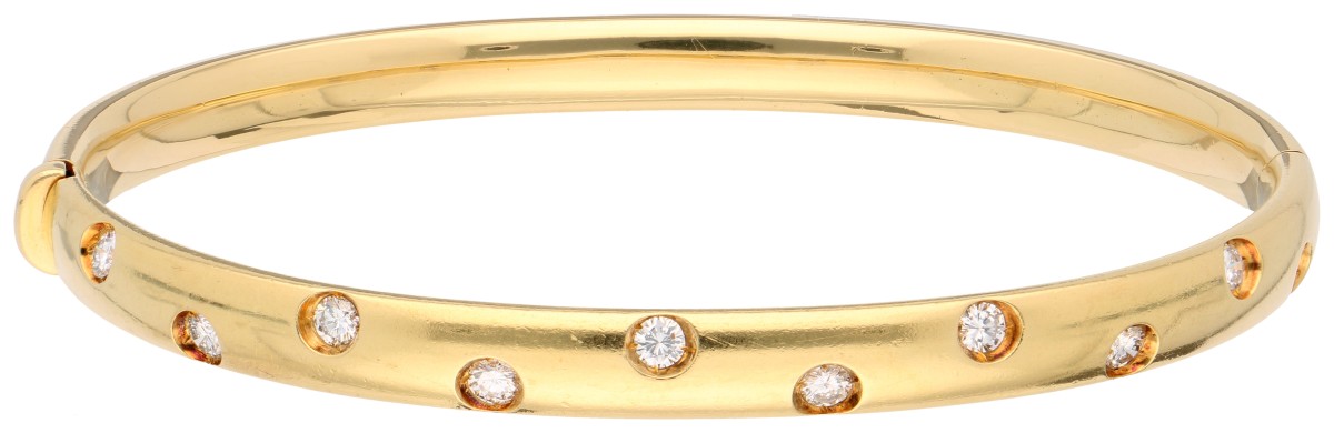 18K Geelgouden bangle bezet met ca. 0.50 ct. diamant.