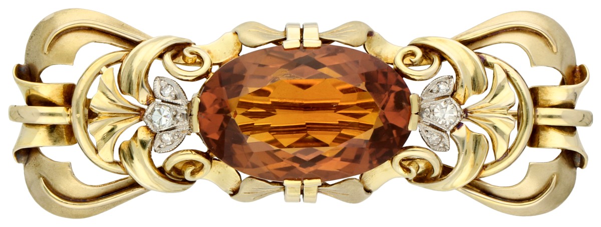 BWG geelgouden retro stijl broche bezet met ca. 8.76 ct. citrien.