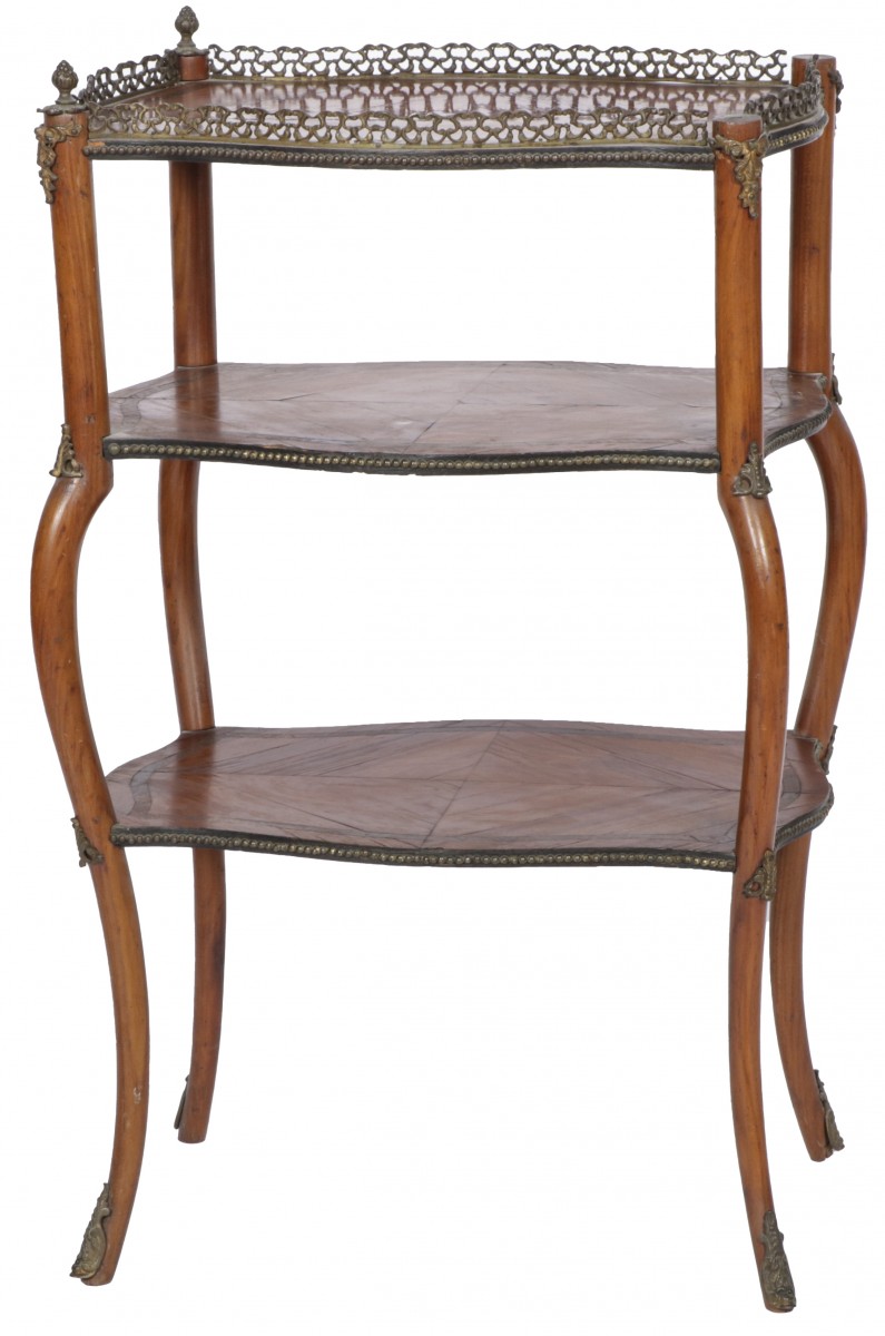 Een rozenhouten etagère, Frankrijk, 1e helft 20e eeuw.