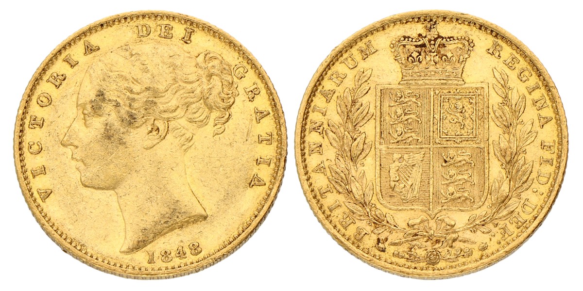 Great Britain. Victoria. Sovereign. 1848 - Large head. XF.