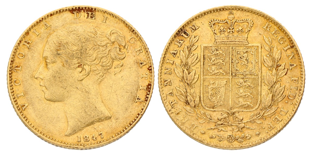 Great Britain. Victoria. Sovereign. 1847. XF.