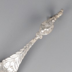 Strooilepels (2), Nederland eind 19e eeuw, zilver.