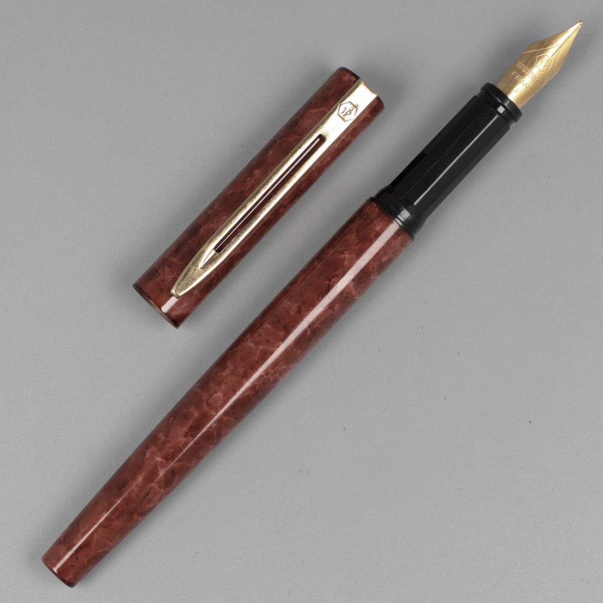 Waterman vulpen verguld / bruin marmer emaille laqué.