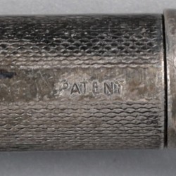 Pennen en vulpotloden (7) zilver.