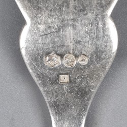 Visbestek ''Hollands puntfilet'' (12), J.M. van Kempen & Zonen, Voorschoten 1919, zilver.