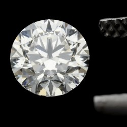 1.01 ct. GIA gecertificeerde natuurlijke diamant.