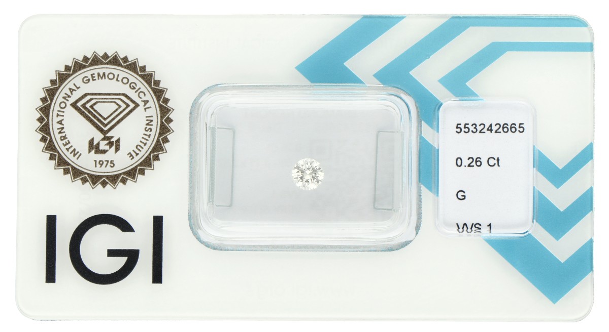 0.26 ct. IGI-certified natural diamond.