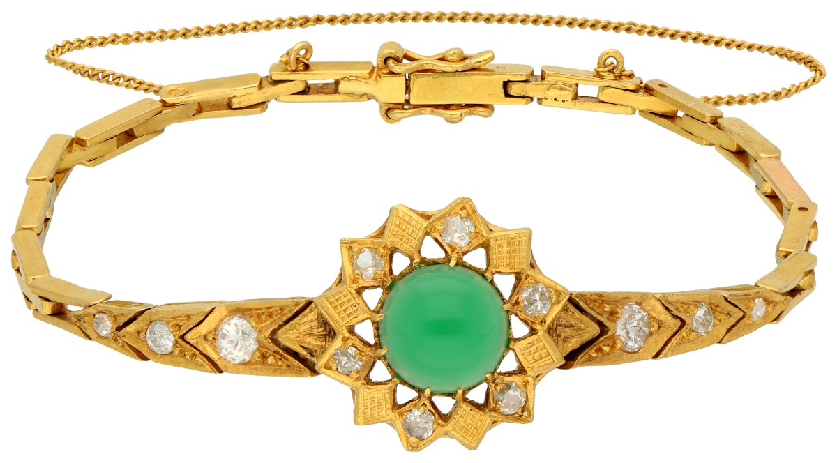 20K Geelgouden armband bezet met chrysopraas en diamant.