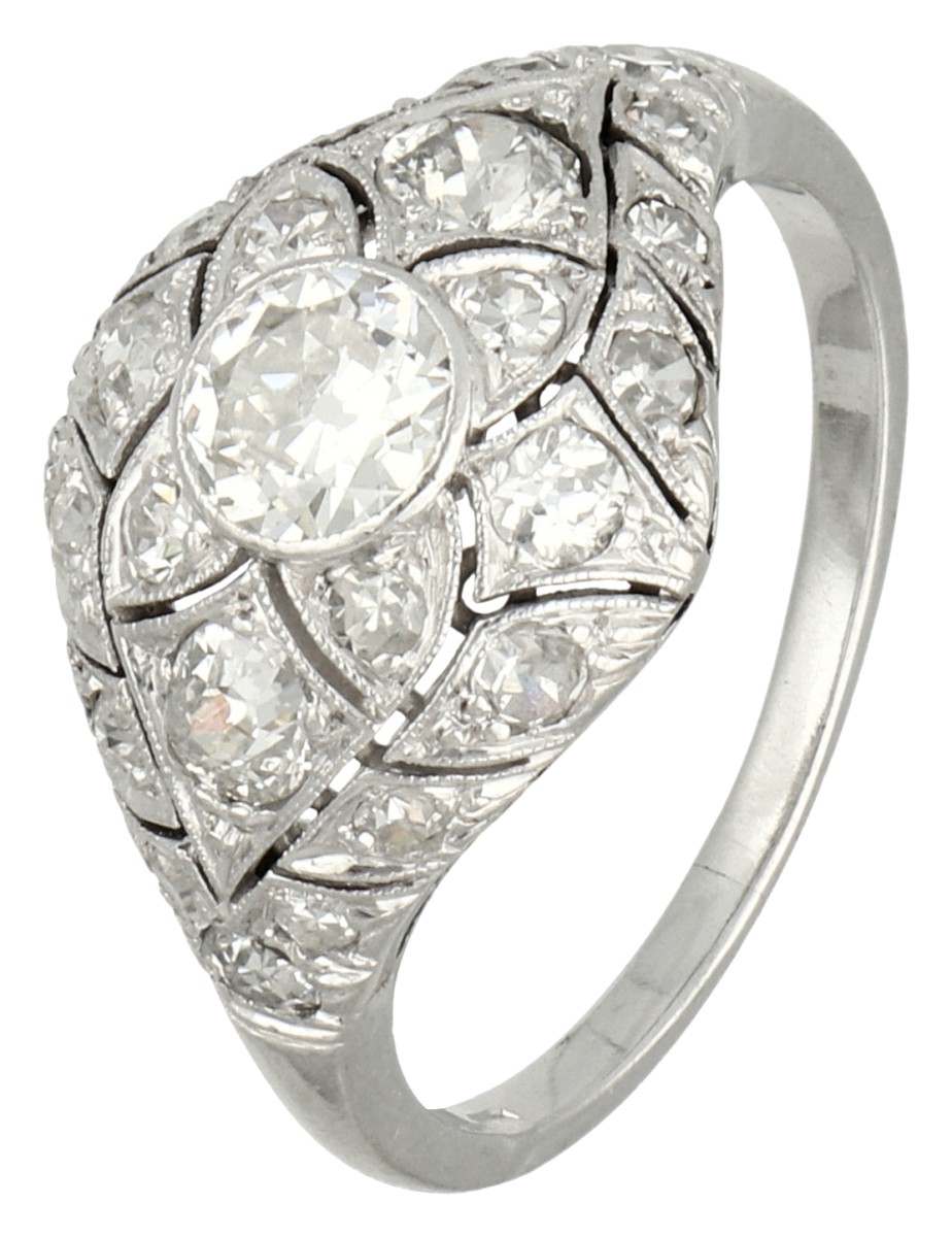 Platina Art Deco ring bezet met oud slijpsel diamant.