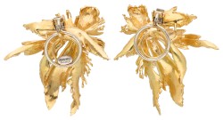 Chaumet 18K geelgouden oorbellen bezet met ca. 0.75 ct. diamanten