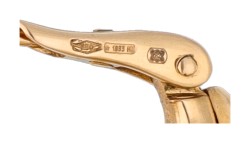 Pomellato 18K geelgouden 'Luna' oorbellen met chalcedoon