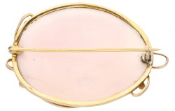 18K antieke bicolor gouden broche bezet met camee met een en profil portret van een vrouw
